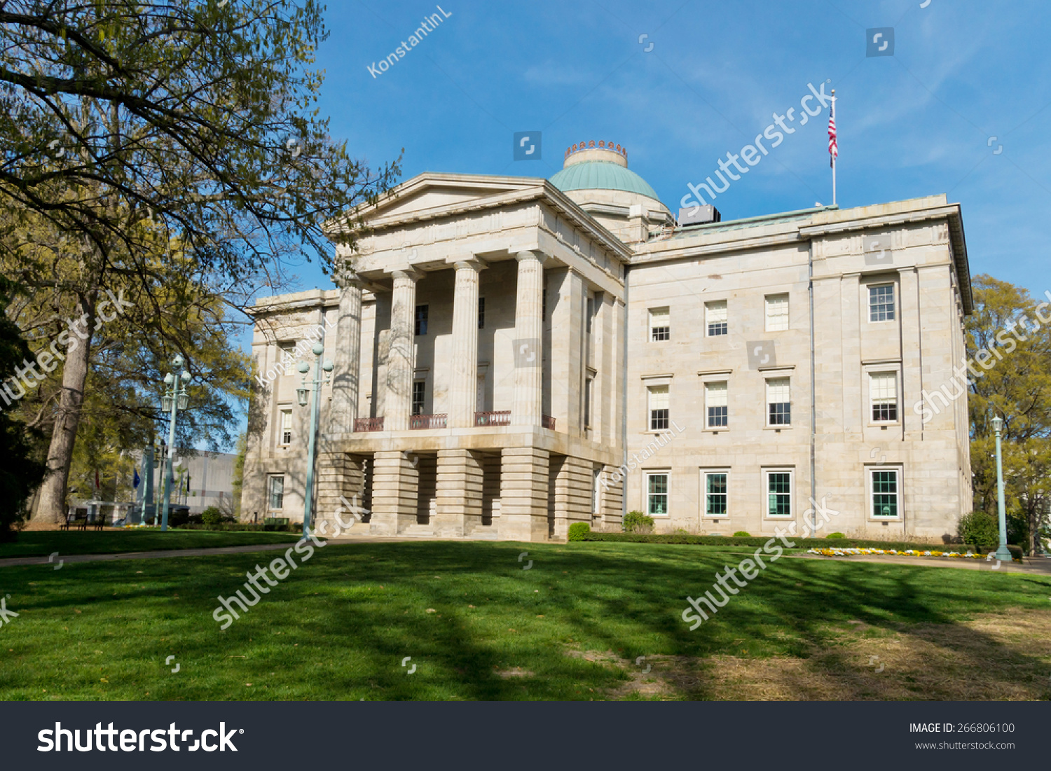 Historic State Capitol In Raleigh, Nc Stock Photo 266806100 : Shutterstock