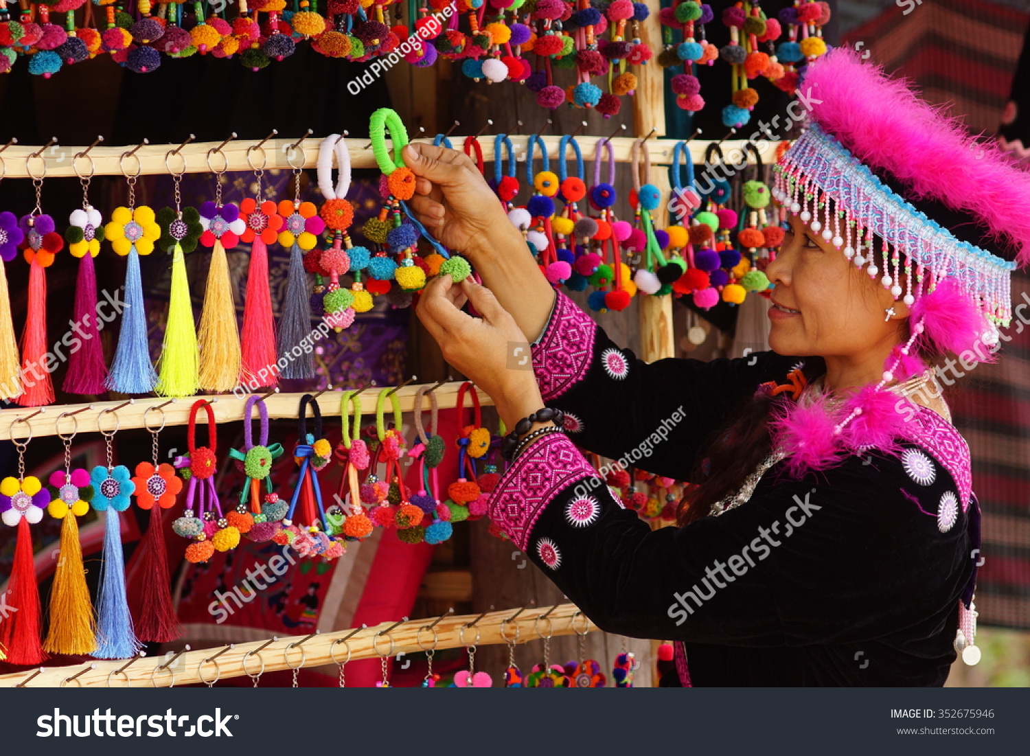 Hmong Hill Tribe Women Full Costume Stock Photo 352675946 Shutterstock