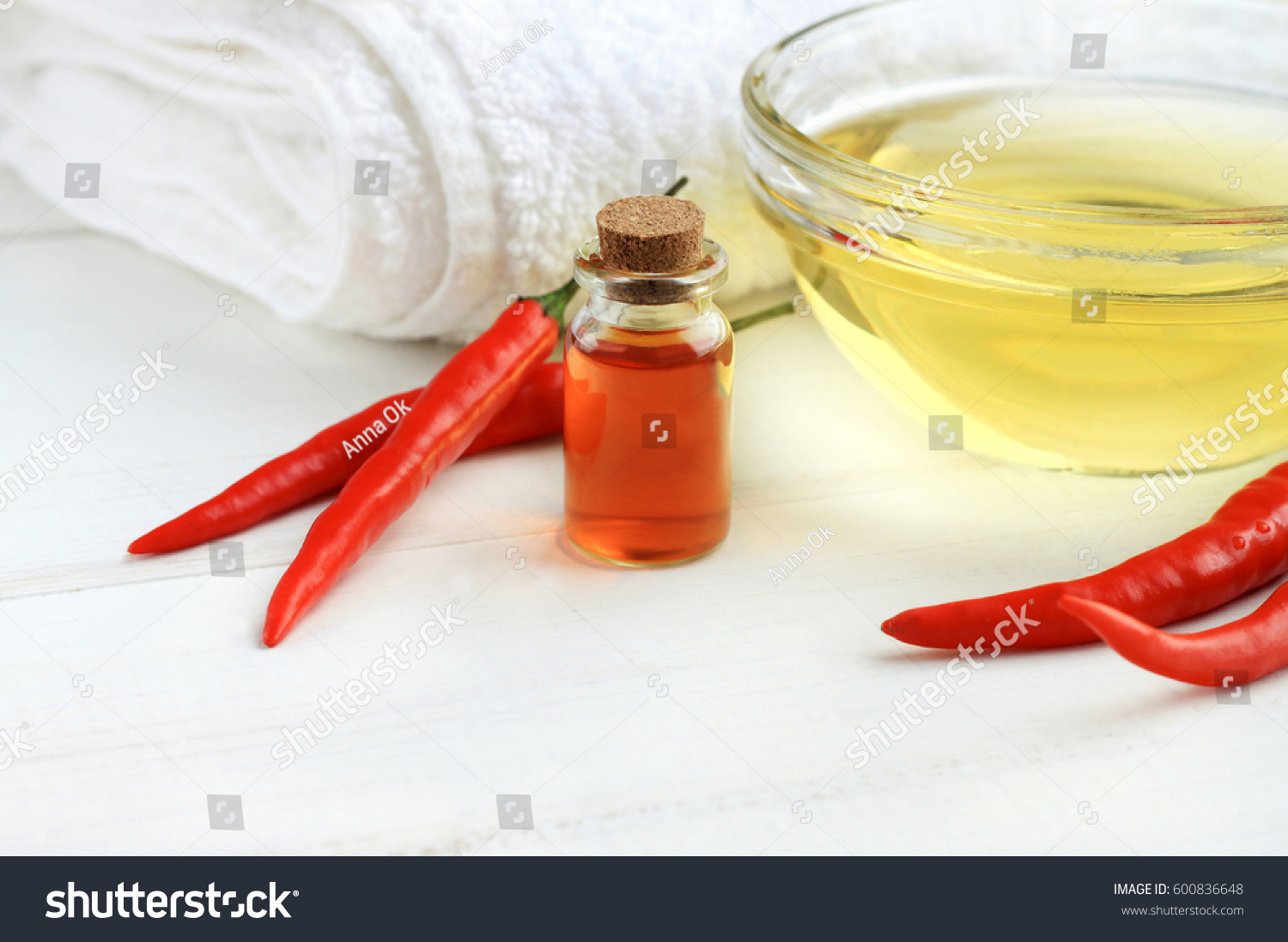 Pepper tincture for hair growth: the recipe of preparation, application, reviews 88 Pepper tincture for hair growth: the recipe of preparation, application, reviews 13