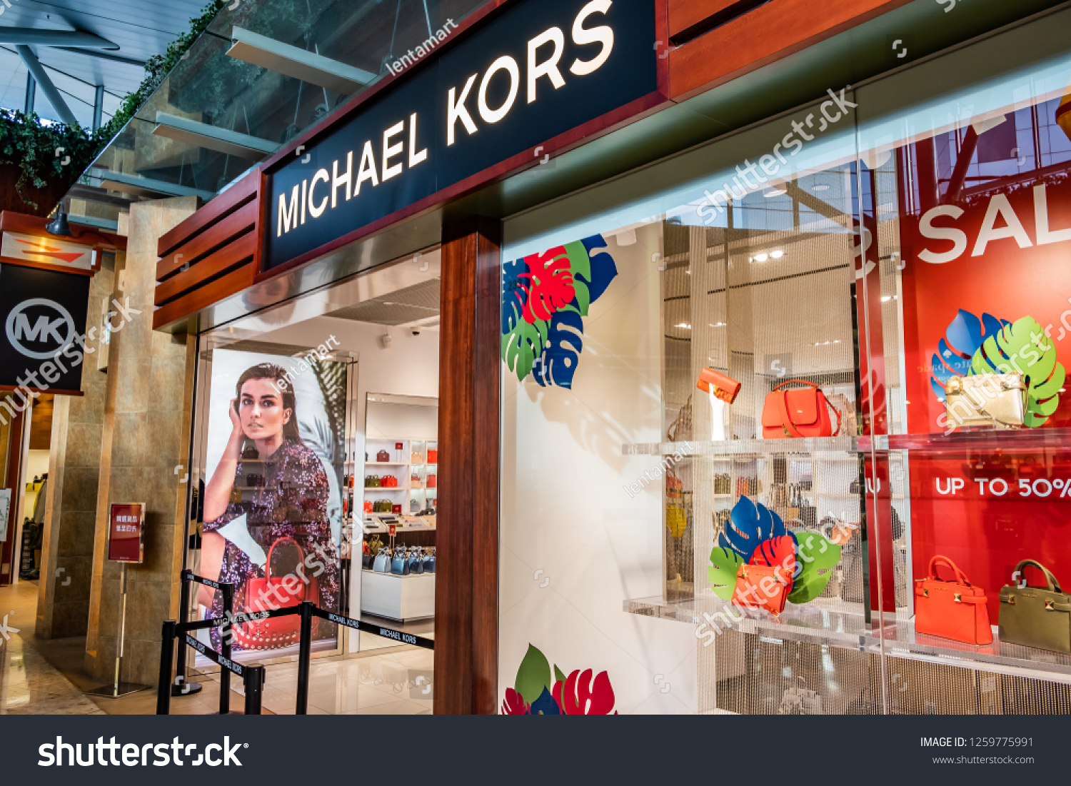 closest michael kors store near me