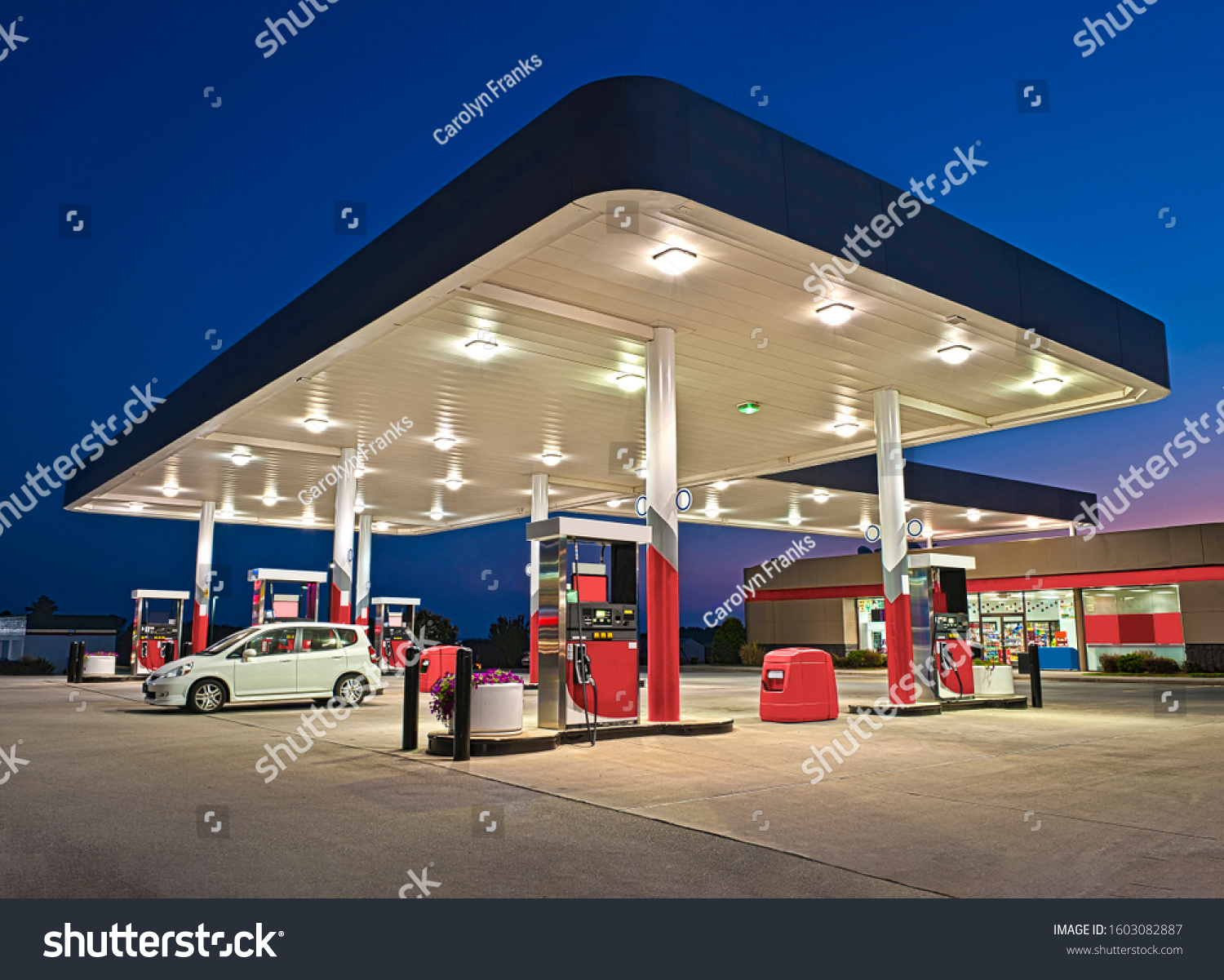 Convenience store gas Images, Stock Photos & Vectors | Shutterstock