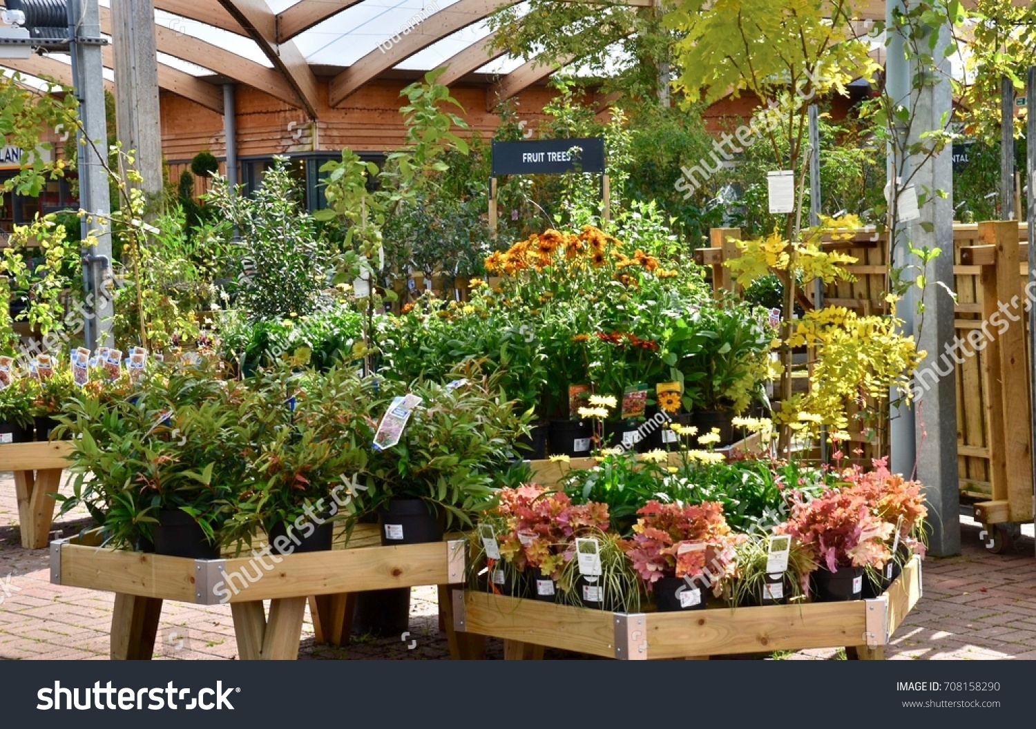 Dobbies Garden Centre Images Stock Photos Vectors Shutterstock