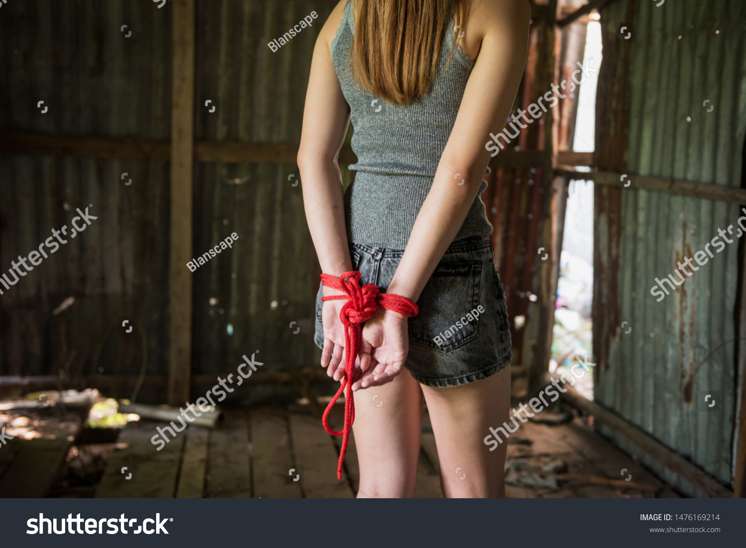 A picture of a girl tied up having sex - Porn Pics & Movies