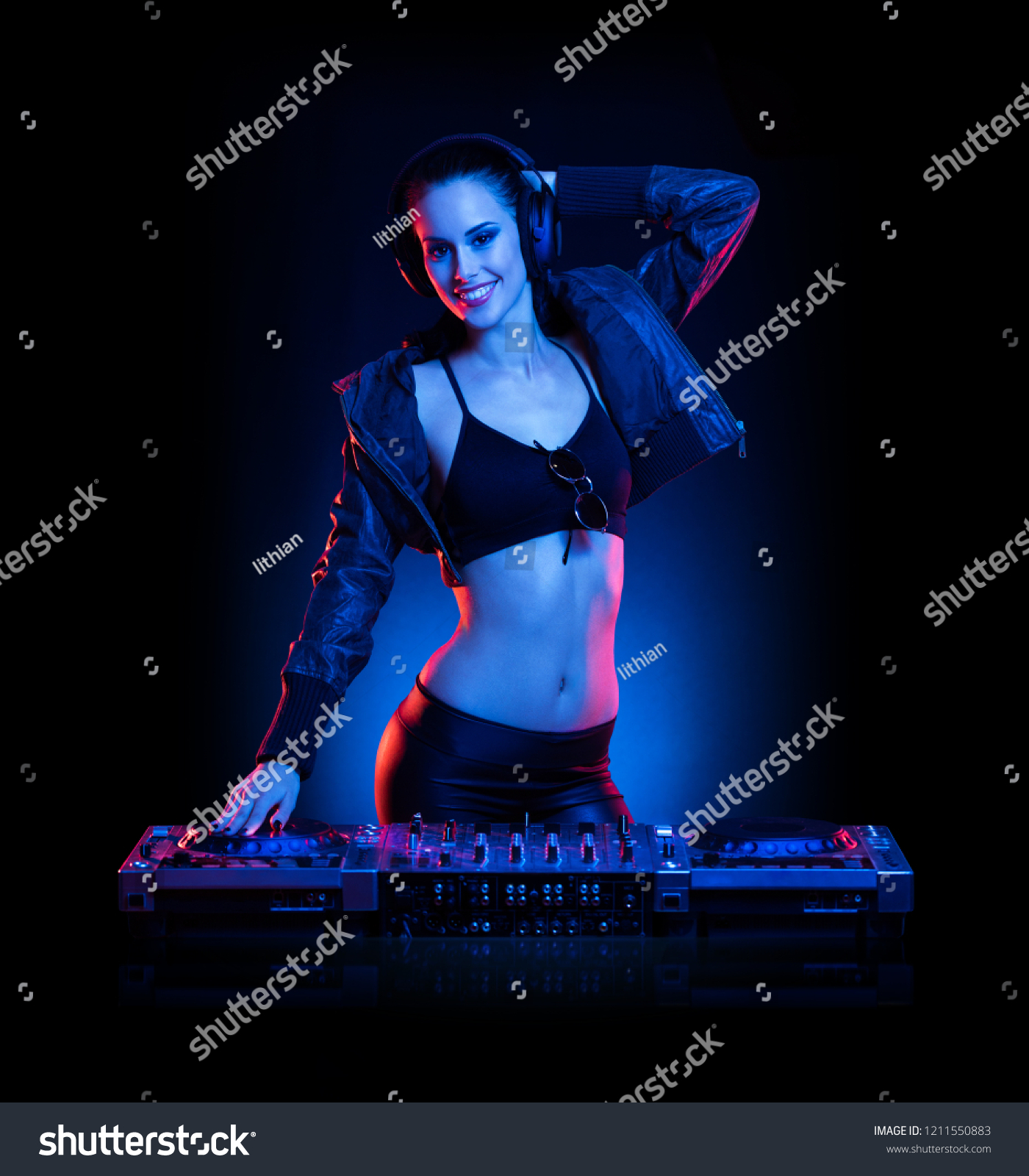 dj party outfit