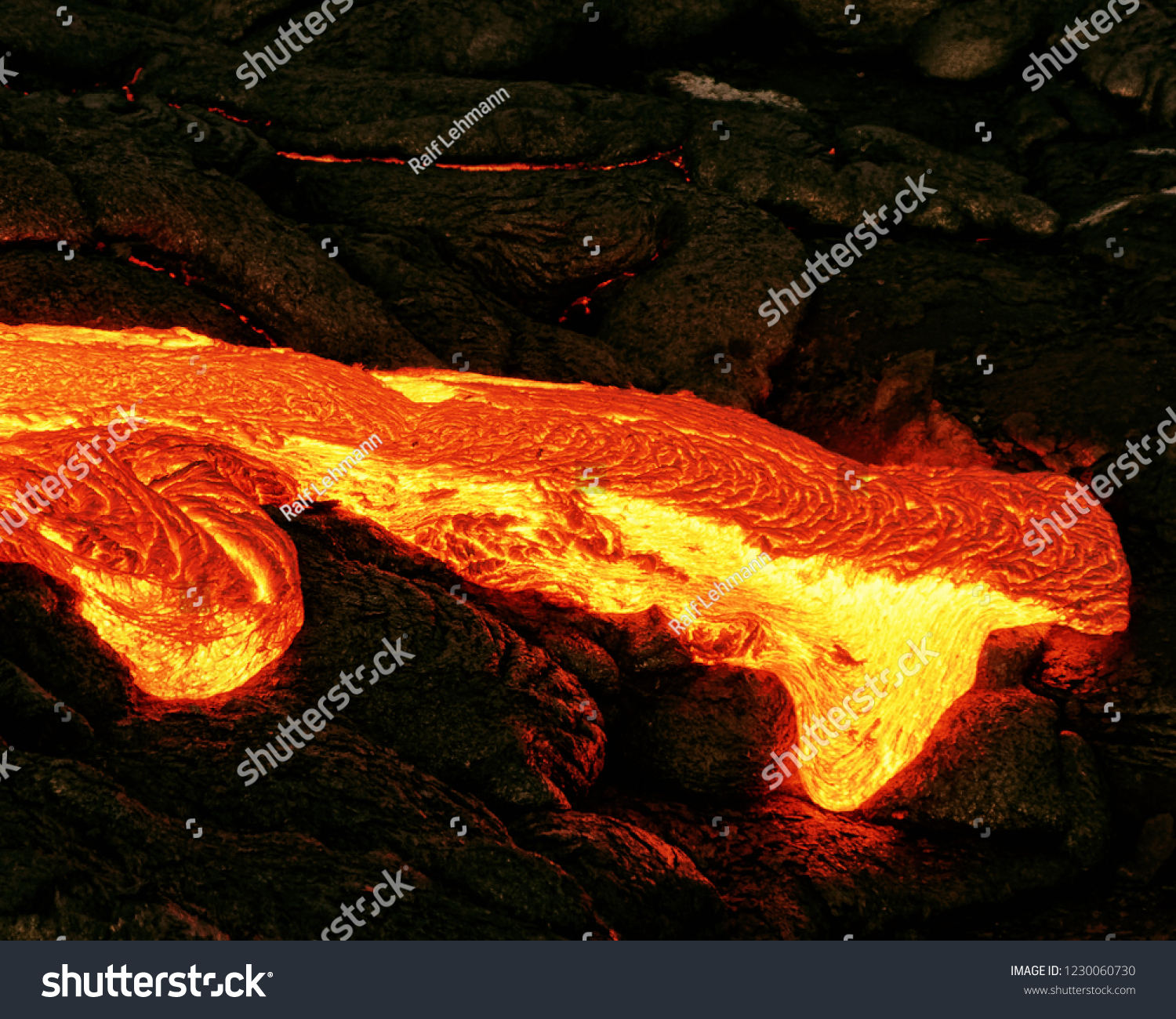 how hot is magma