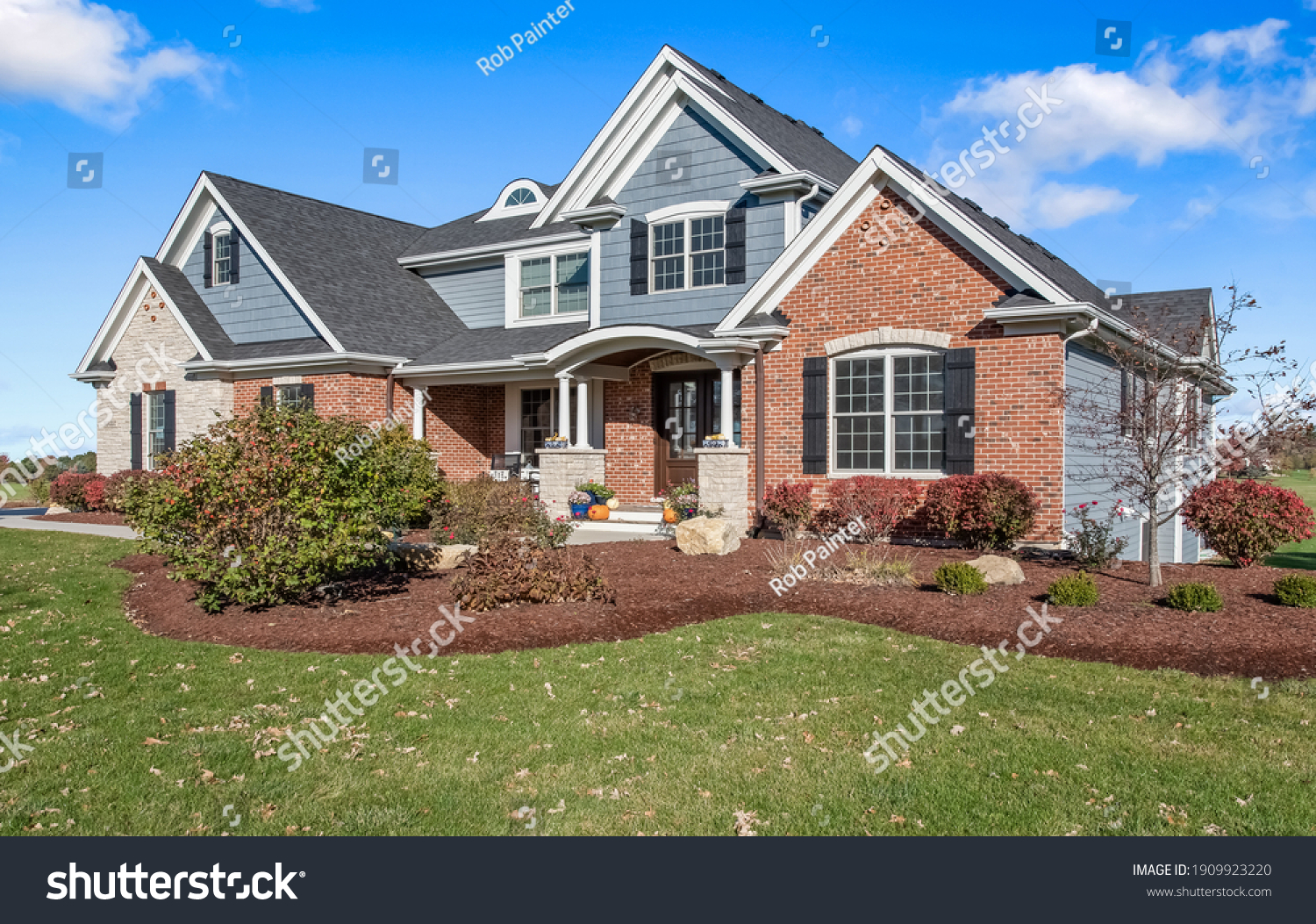 House In Images, Stock Photos & Vectors | Shutterstock