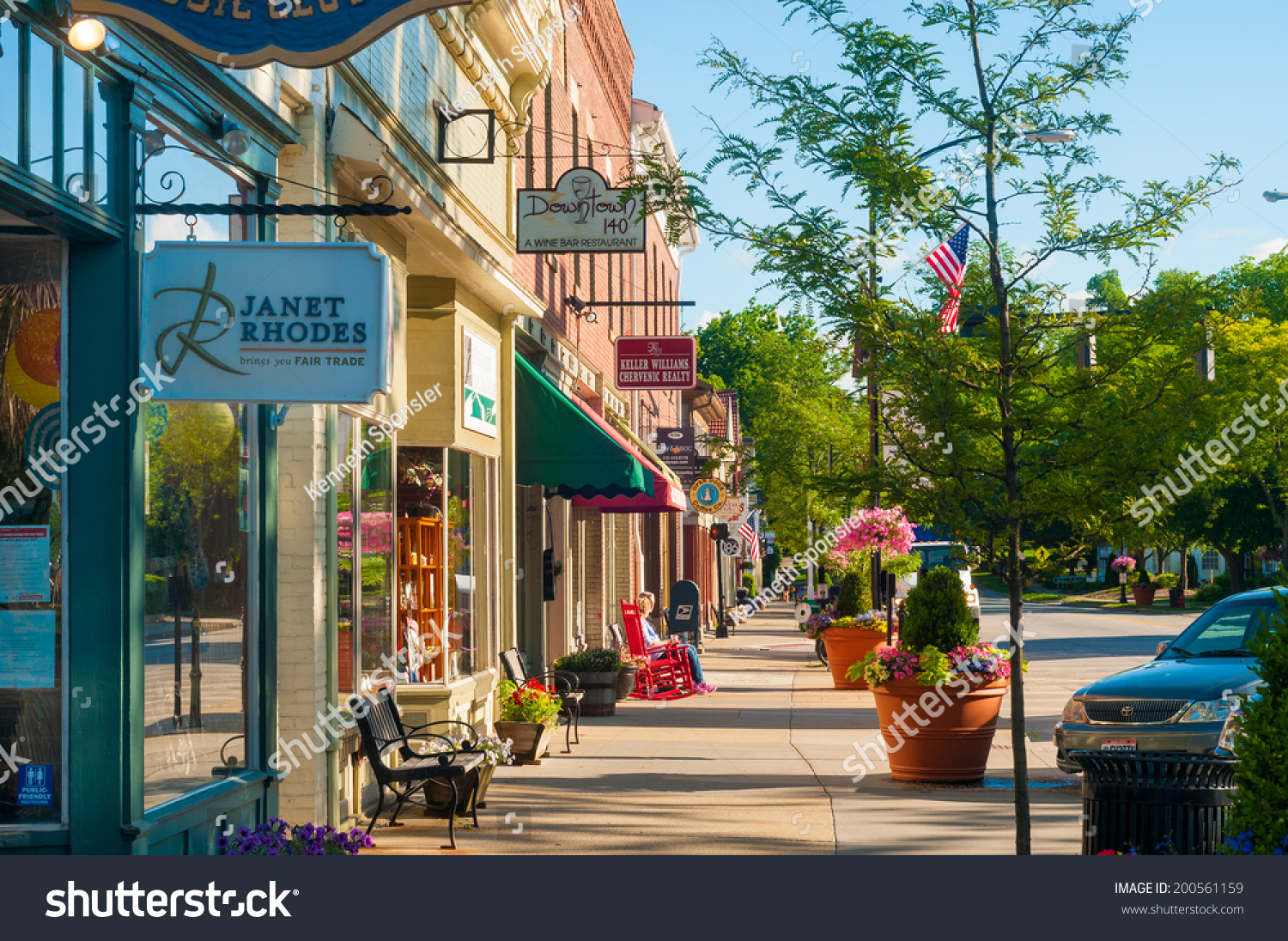 Hudson, Oh - June 14, 2014: Quaint Shops And Businesses That Go Back ...