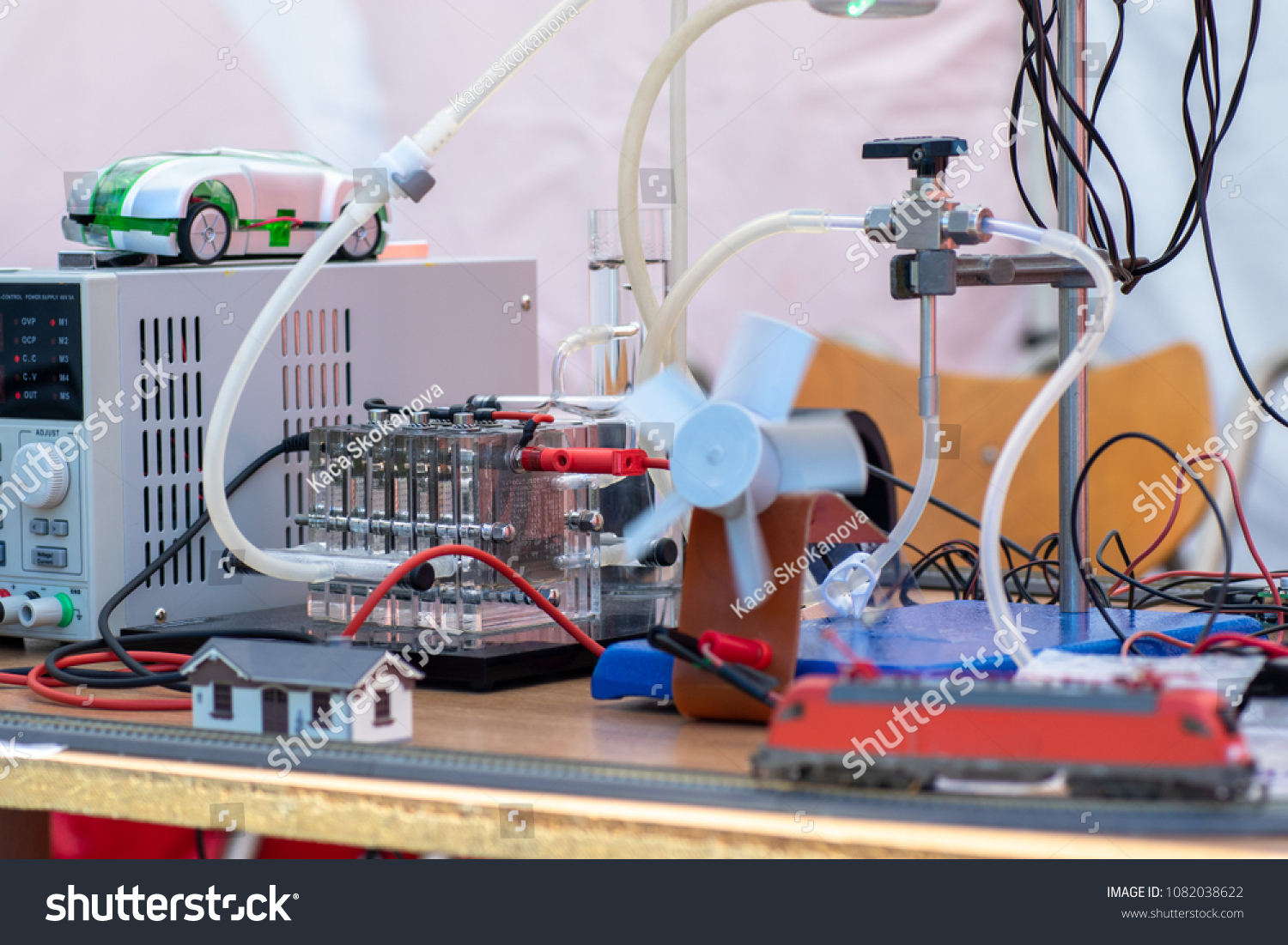 hydrogen fuel cell experiment