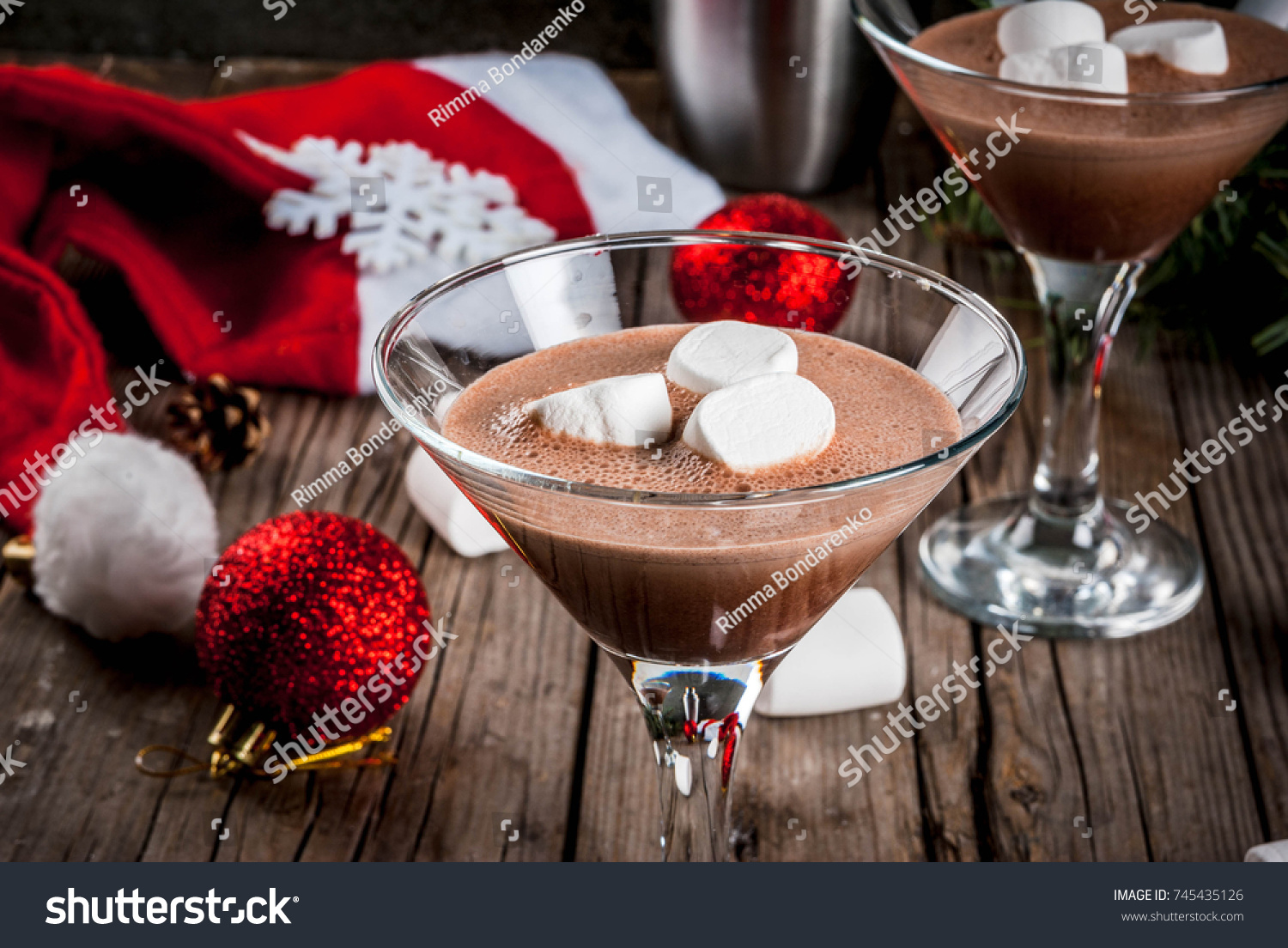 Christmas Party Drink Ideas Part - 43: Ideas For Christmas Party Drinks, Homemade Hot Chocolate Martini Cocktails With Marshmallow, On Old