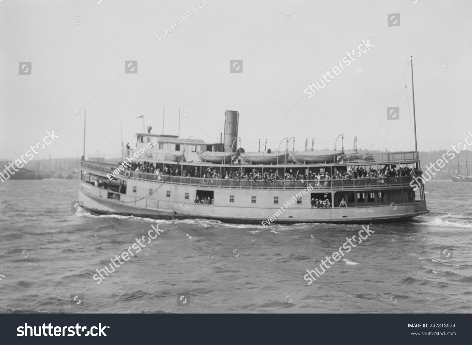 new york harbor ferry boats