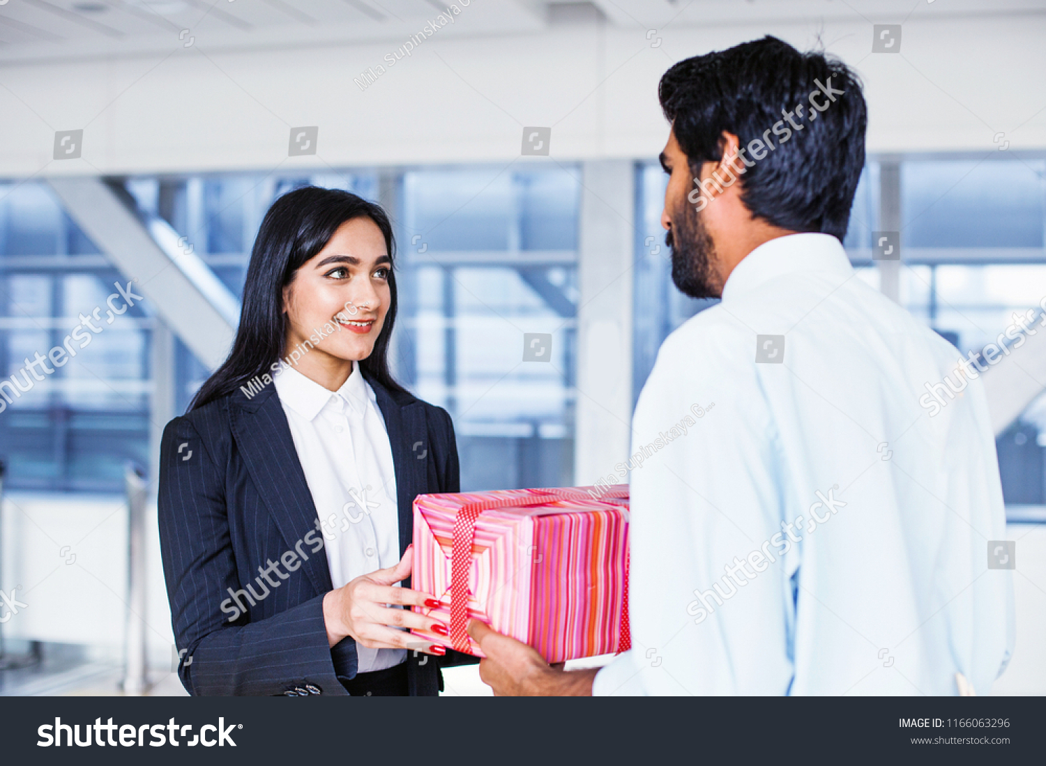 gift for female employee