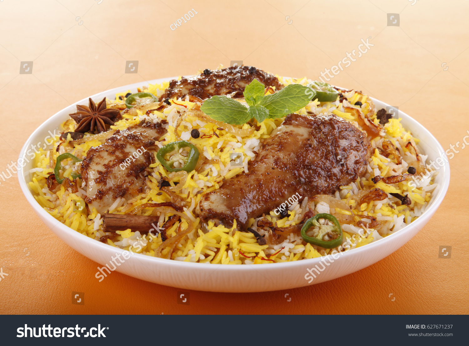 9,157 Fried chicken biryani Images, Stock Photos & Vectors | Shutterstock