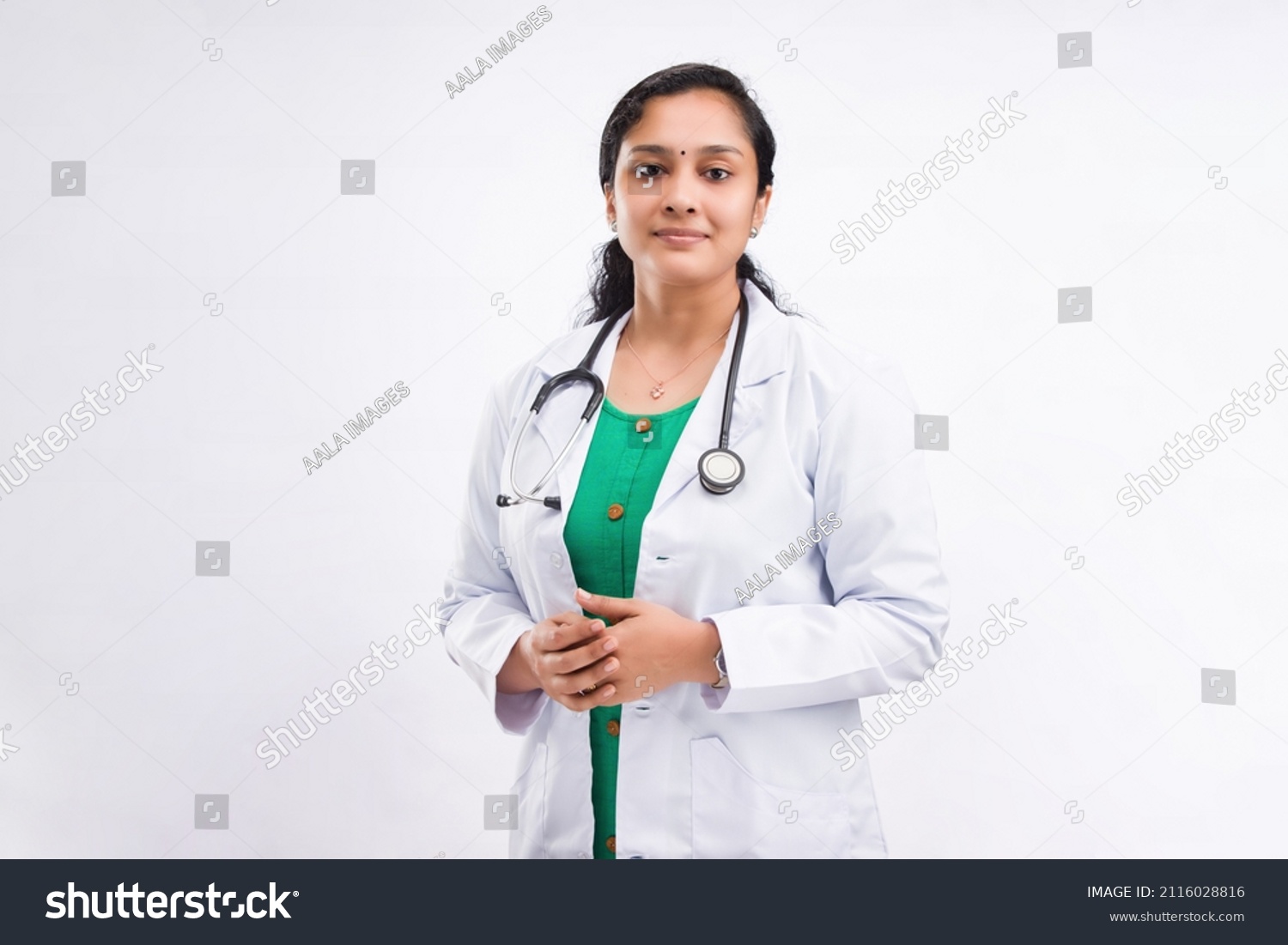 1,783 Indian lady doctor Images, Stock Photos & Vectors | Shutterstock