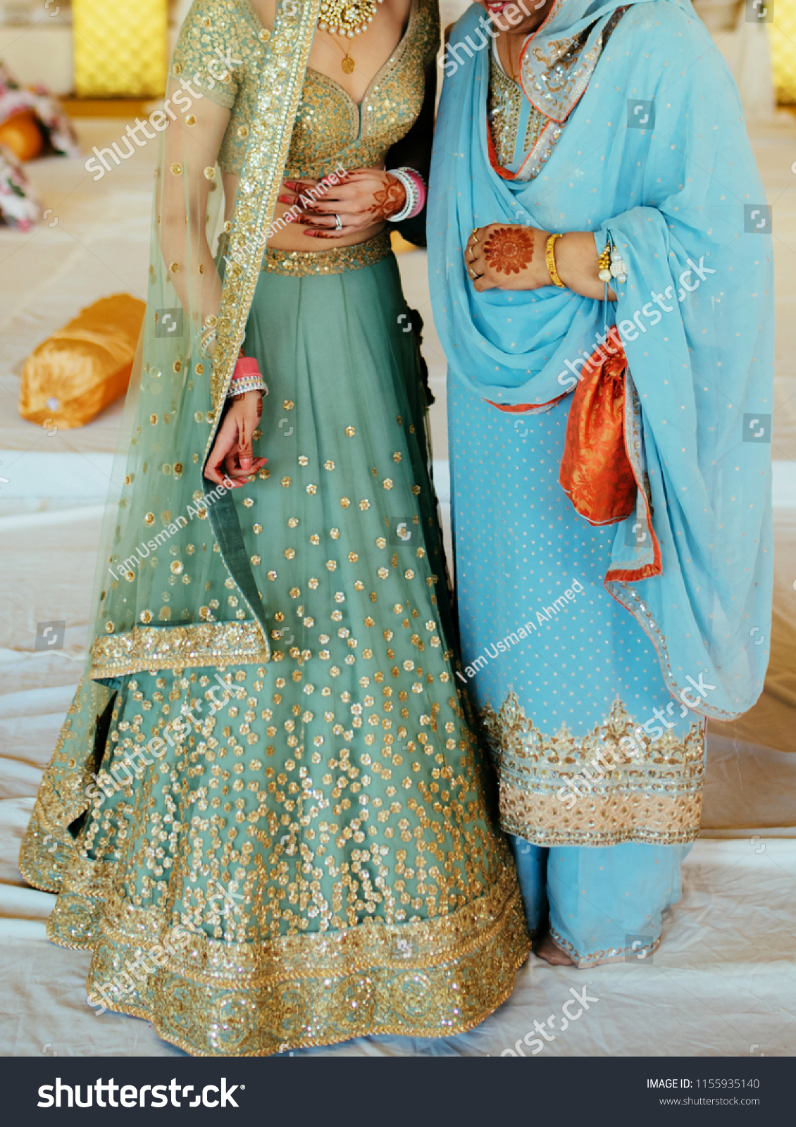 bride mother lehenga