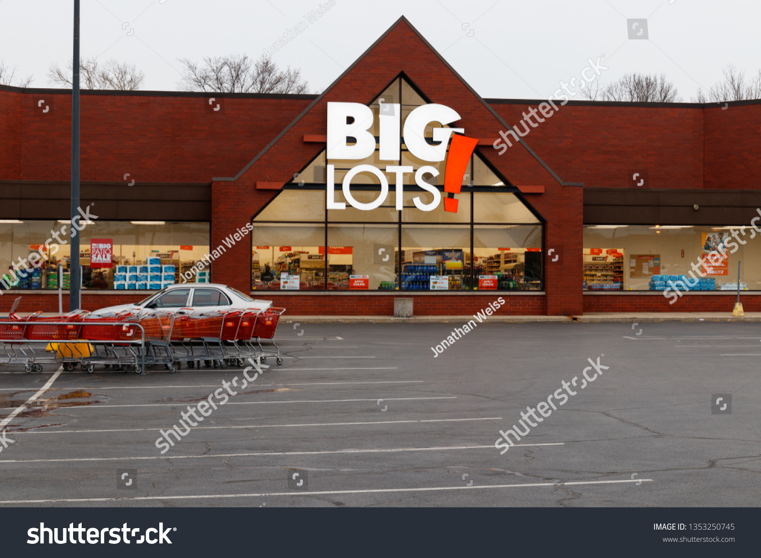 Big Lots Niles Ohio