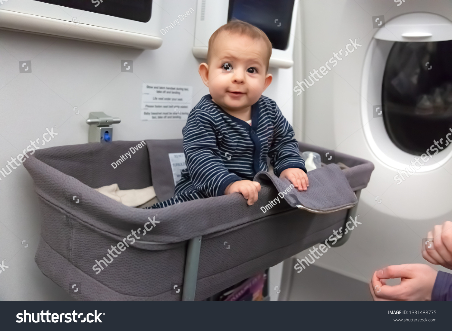 bassinet in aircraft