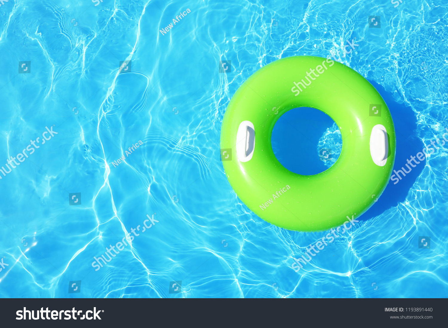 25,845 Green floating pool Images, Stock Photos & Vectors | Shutterstock