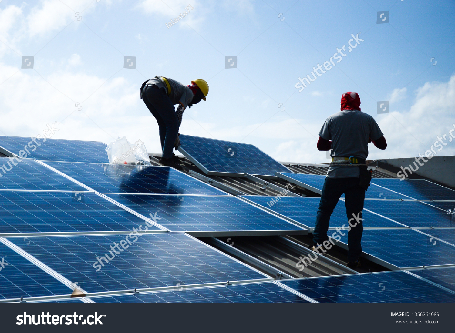 44,146 Solar Panel Installation Images, Stock Photos & Vectors ...