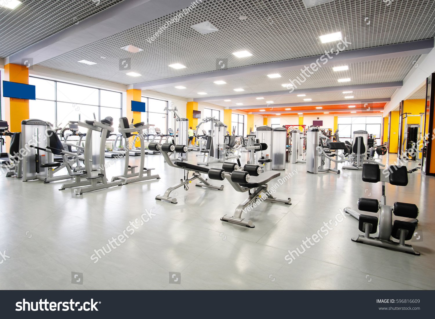 Sports clubs and fitness halls in Kiev Sports clubs and fitness halls in Kiev