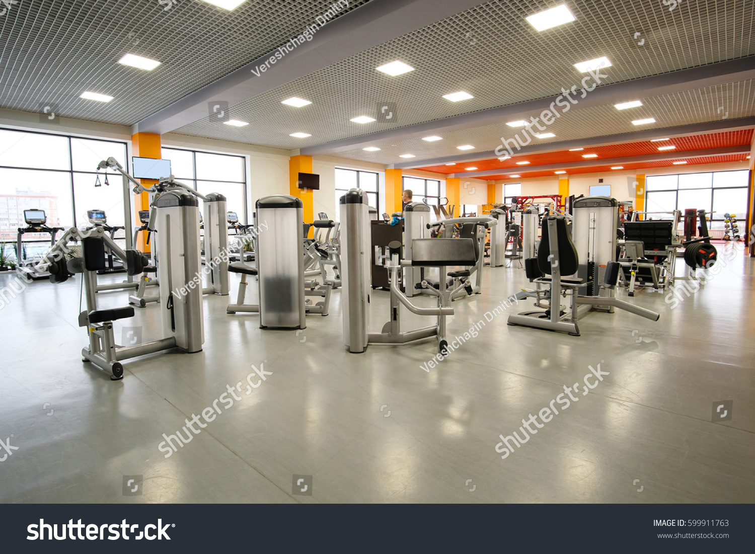 Sports clubs and fitness halls in Kiev Sports clubs and fitness halls in Kiev