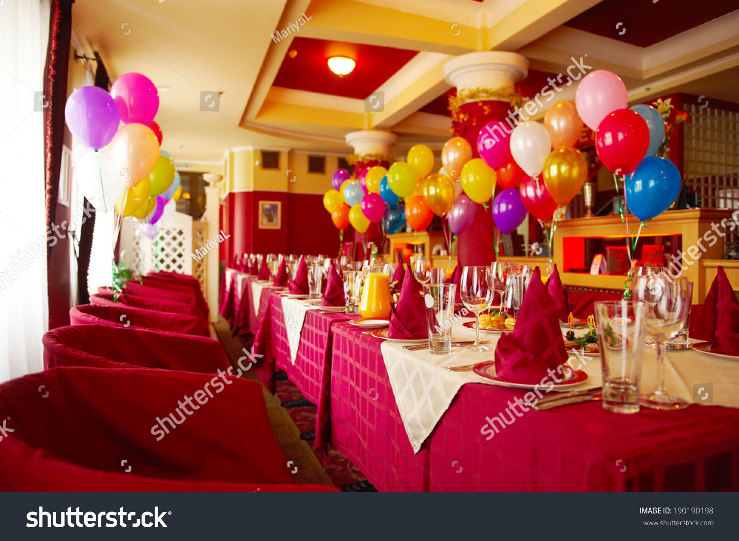 Interior Modern Restaurant Birthday Party Stock Photo 190190198