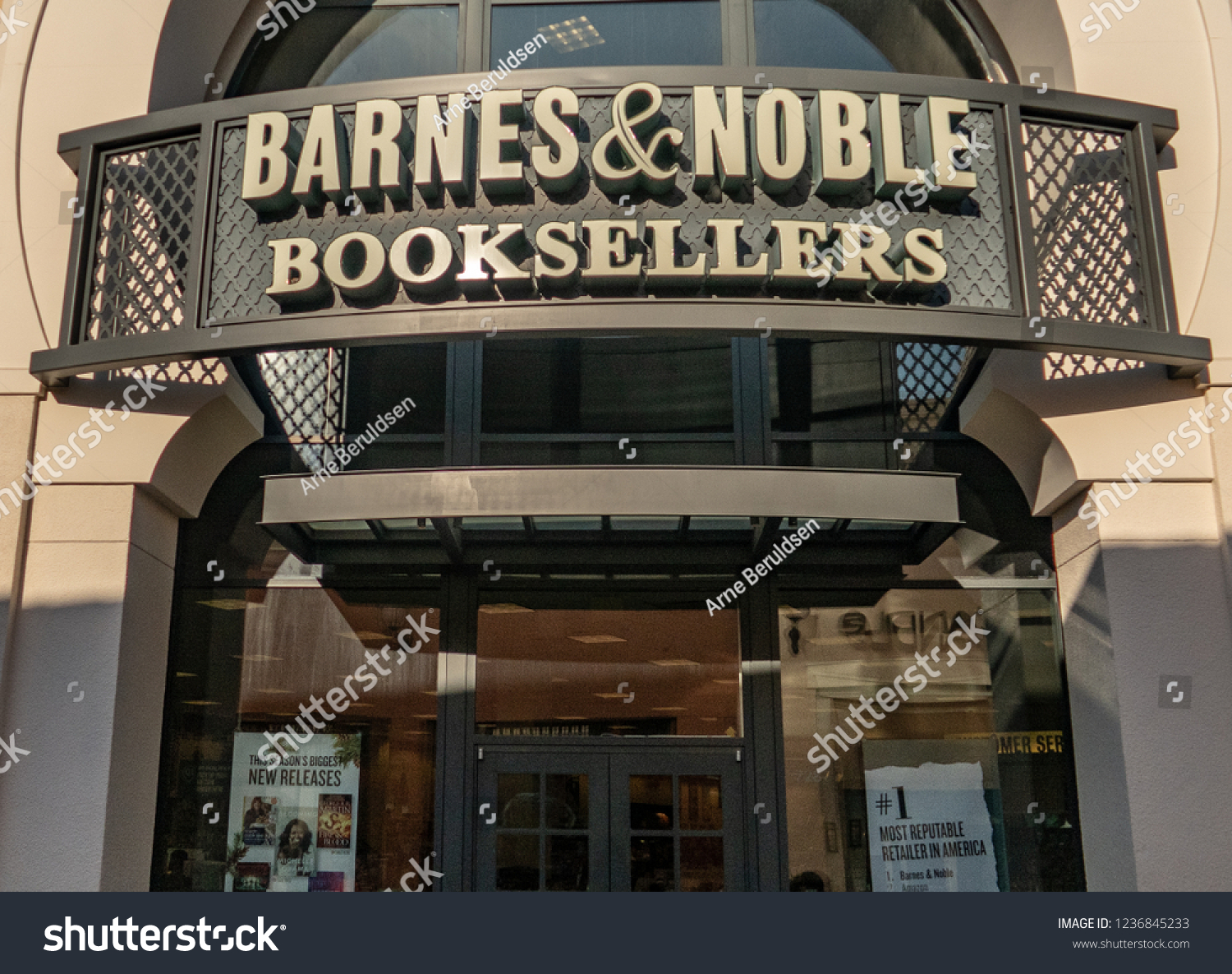 Irvine Ca Usa 11202018 Barnes Noble Stock Photo Edit Now 1236845233