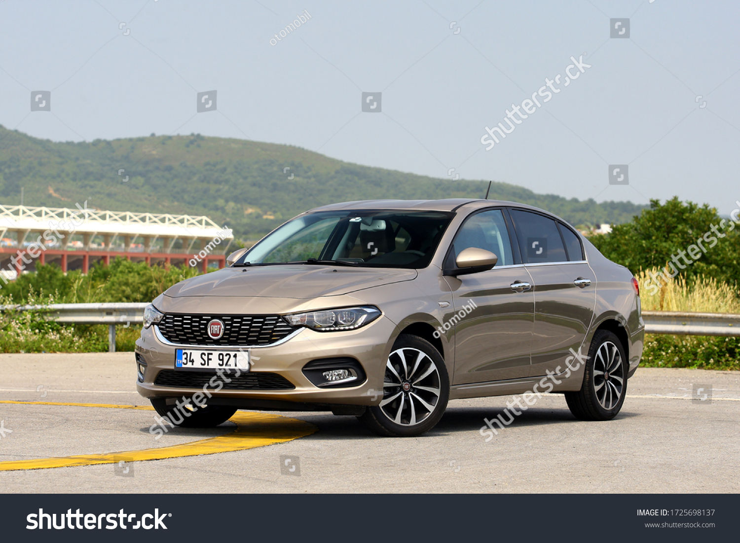Istanbulmay 8 2020 Fiat Tipo Compact Stock Photo Edit Now 1725698137