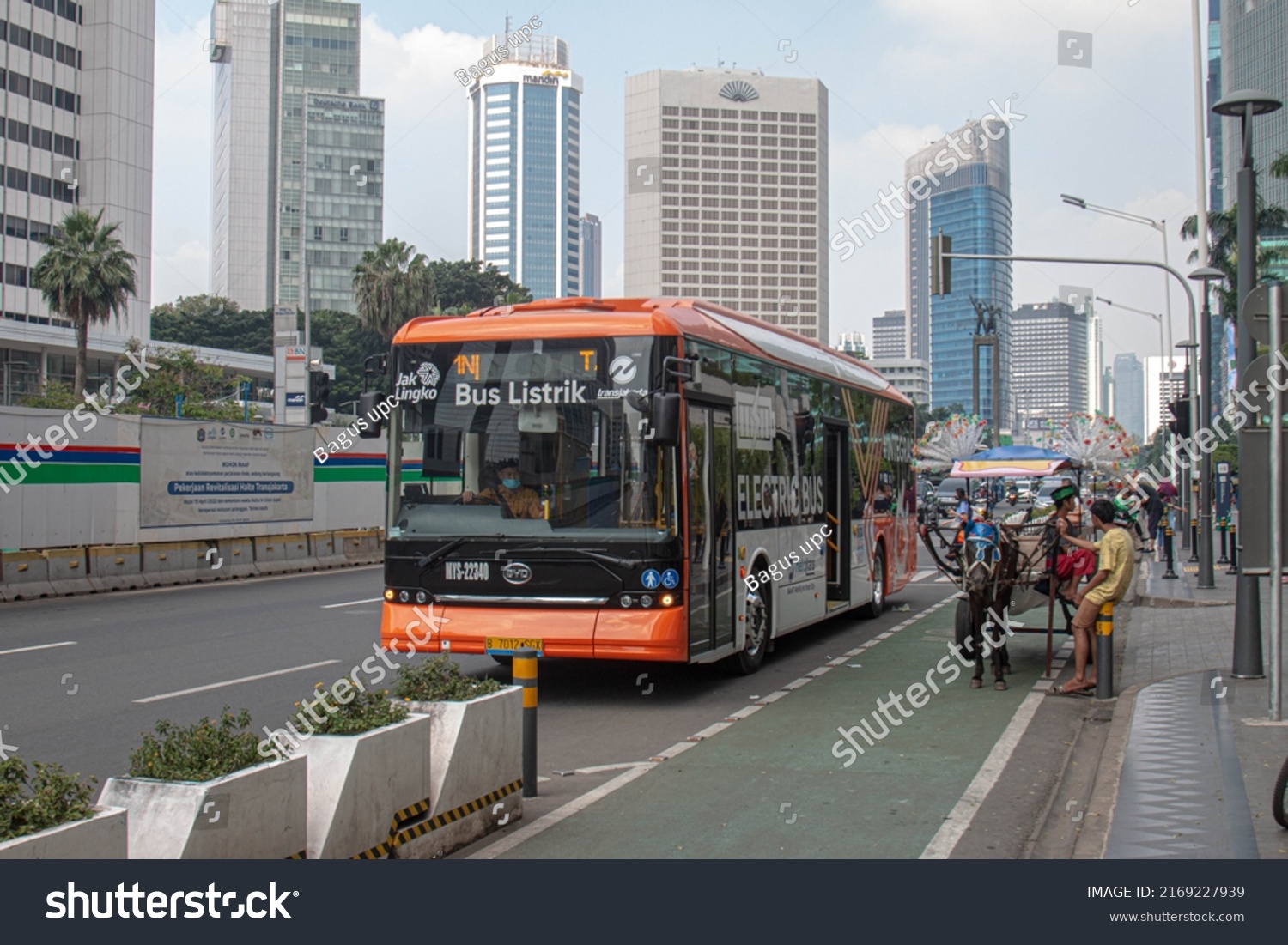 Jakarta Indonesia 18 June 2022 Transjakarta Stock Photo 2168755949