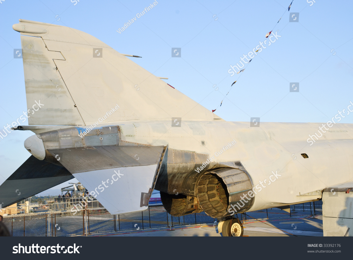 Jet Engines Tail Detail Vintage F4 Stock Photo 33392176 - Shutterstock