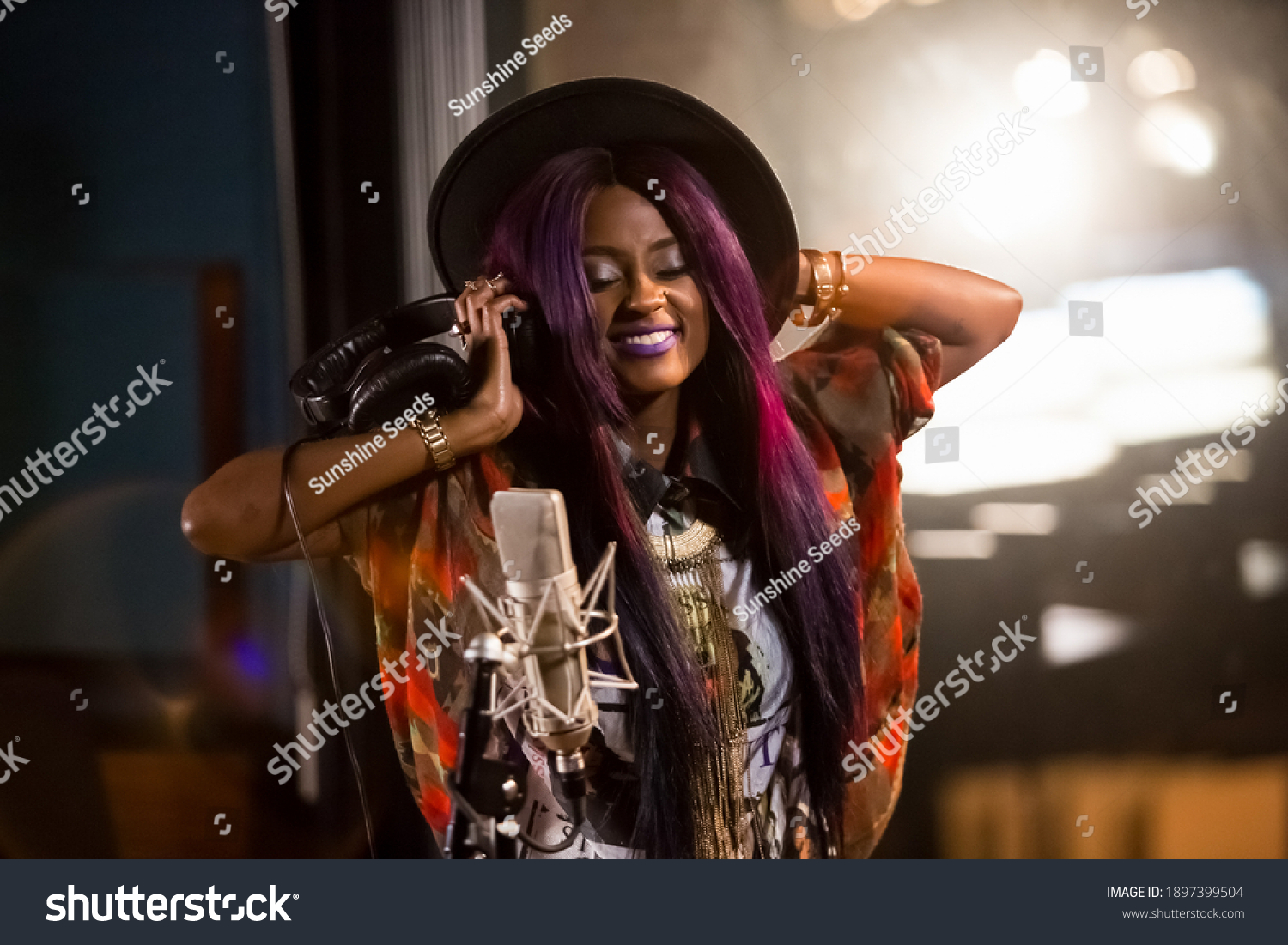 Vanessa Mdee Images Stock Photos Vectors Shutterstock