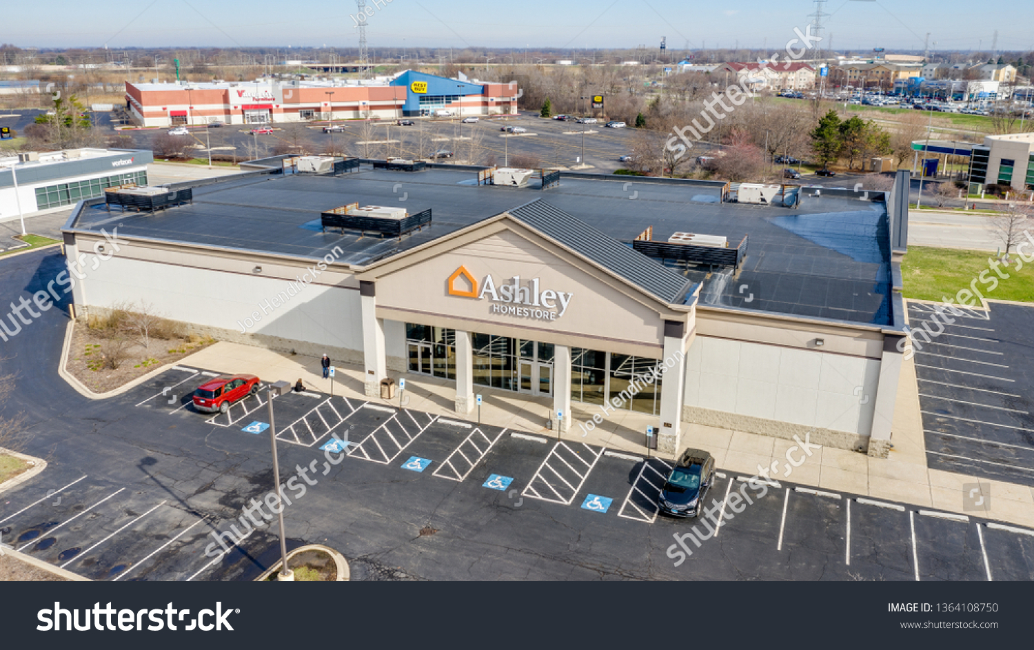 Ashley Furniture 107 Billeder Stock Fotos Og Vektorer Shutterstock   Stock Photo Joliet Il Usa April A Drone Aerial View Of An Ashley Furniture Retail Store Ashley 1364108750 