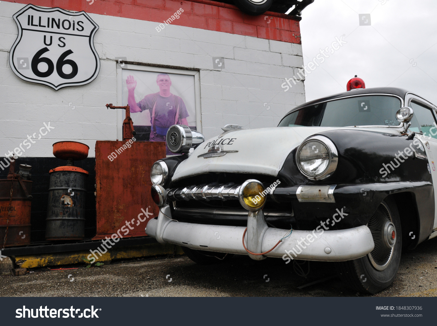 5 Dicks's towing Images, Stock Photos & Vectors | Shutterstock