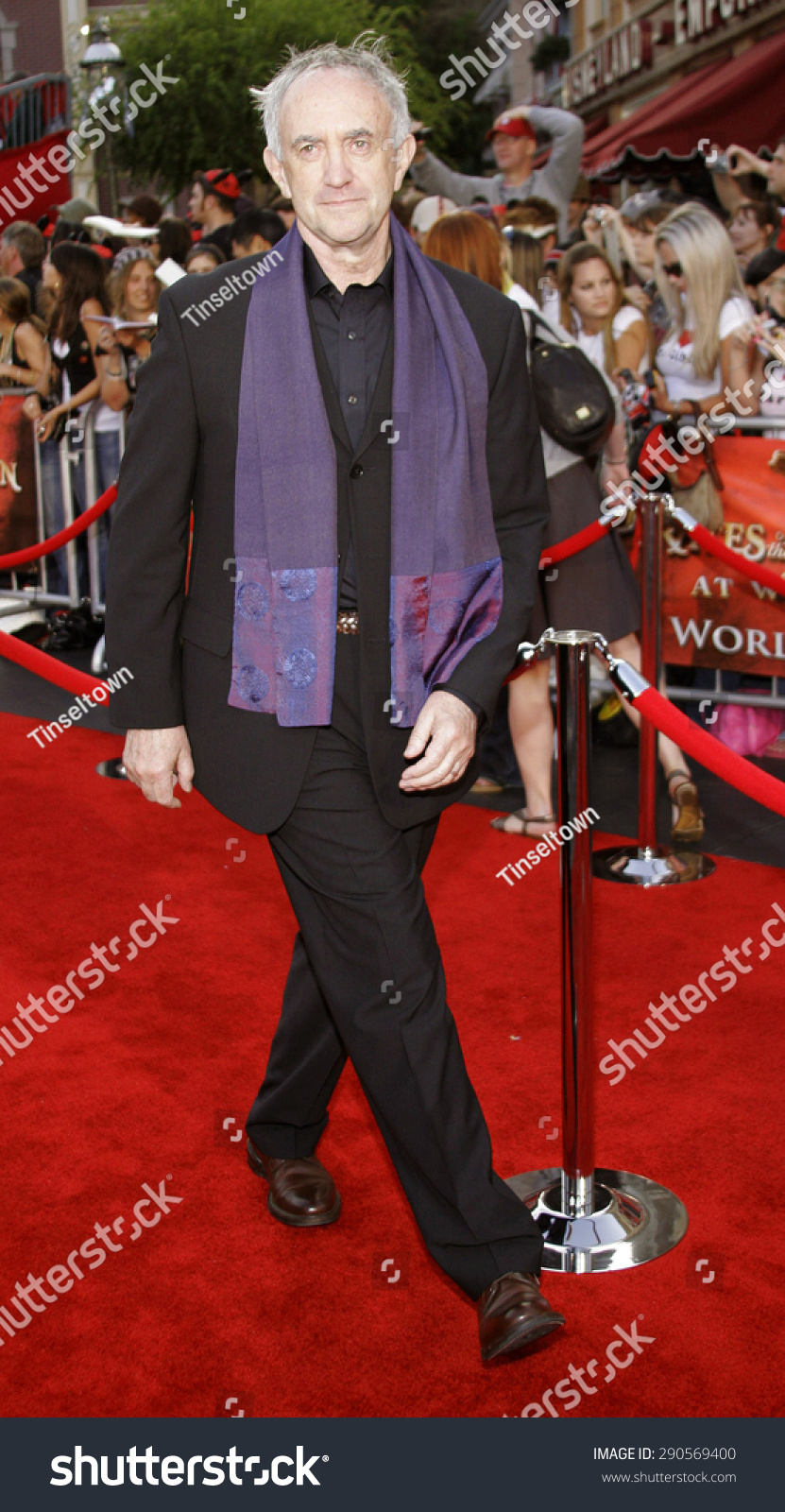 Jonathan Pryce Attends World Premiere Pirates Stock Photo Edit Now 290569400