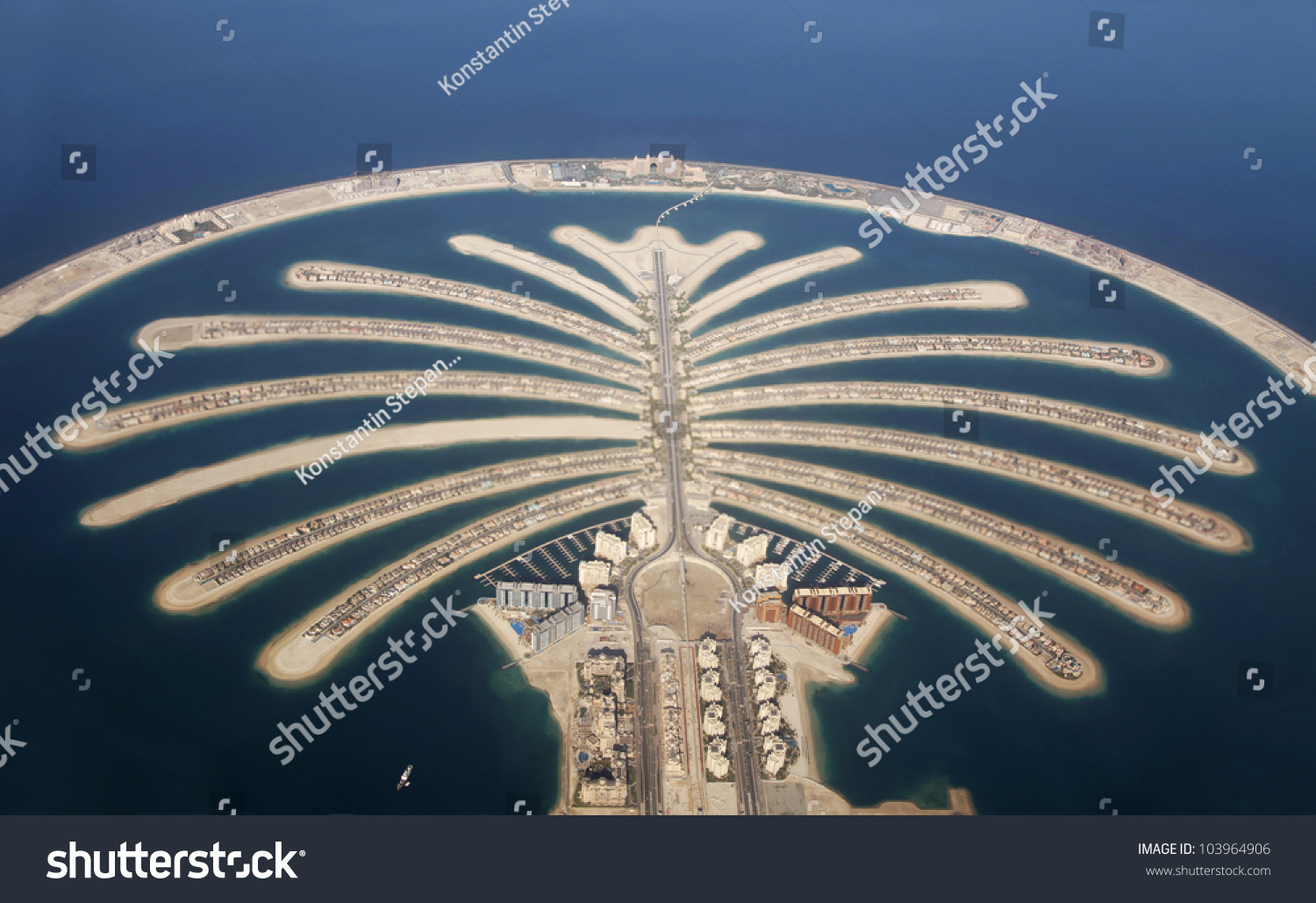 Jumeirah Palm Island Development Dubai Stock Photo 103964906 | Shutterstock