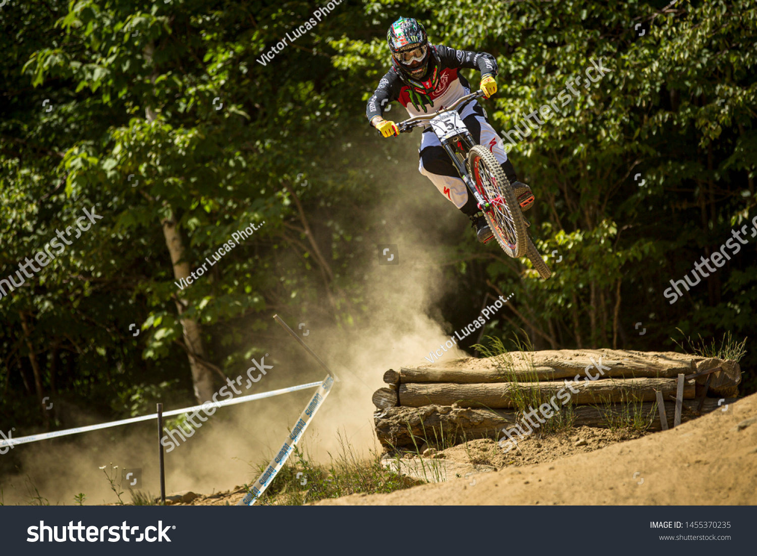 uci downhill mont sainte anne