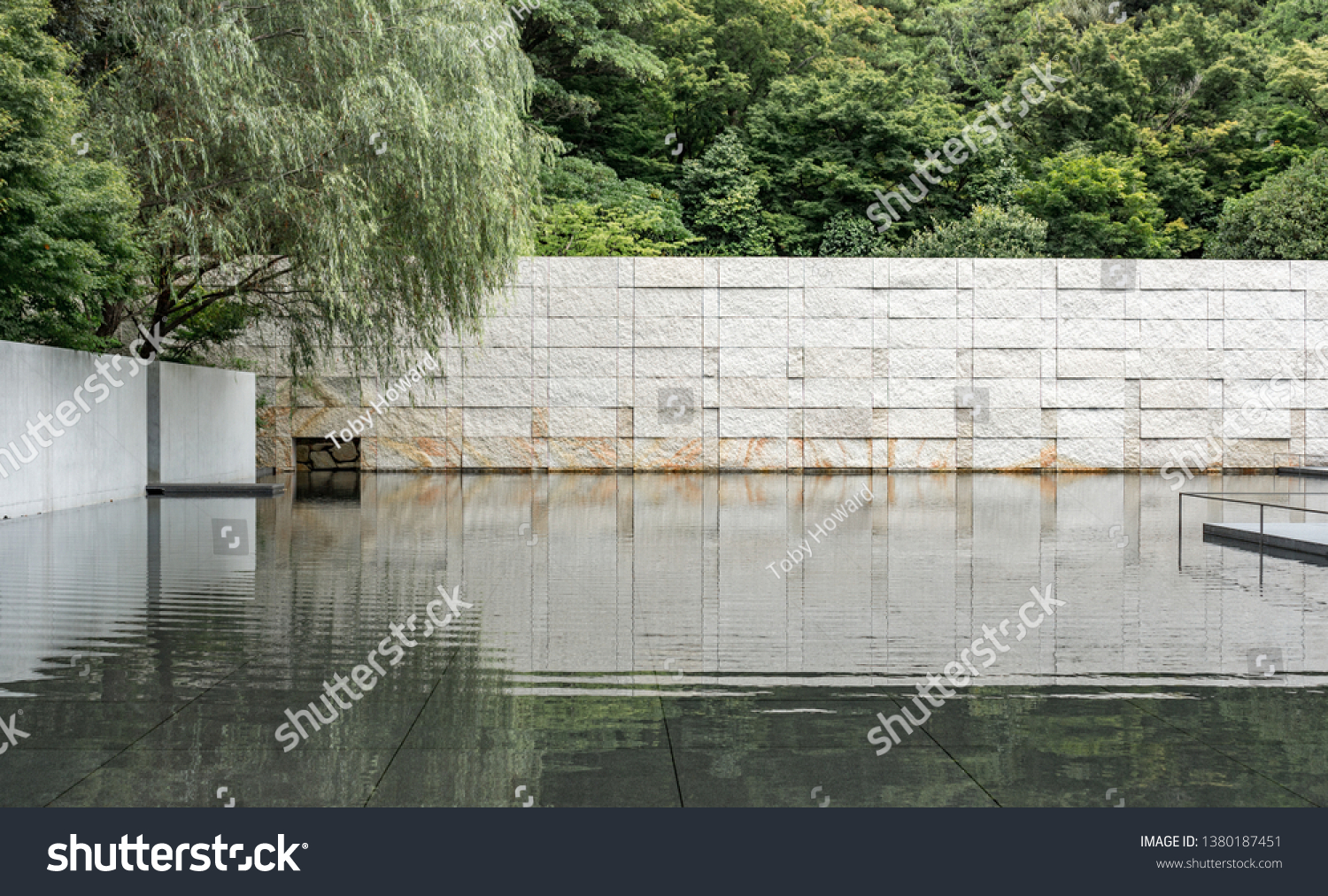 Kanazawa Japan August 13 17 Pond Stock Photo Edit Now