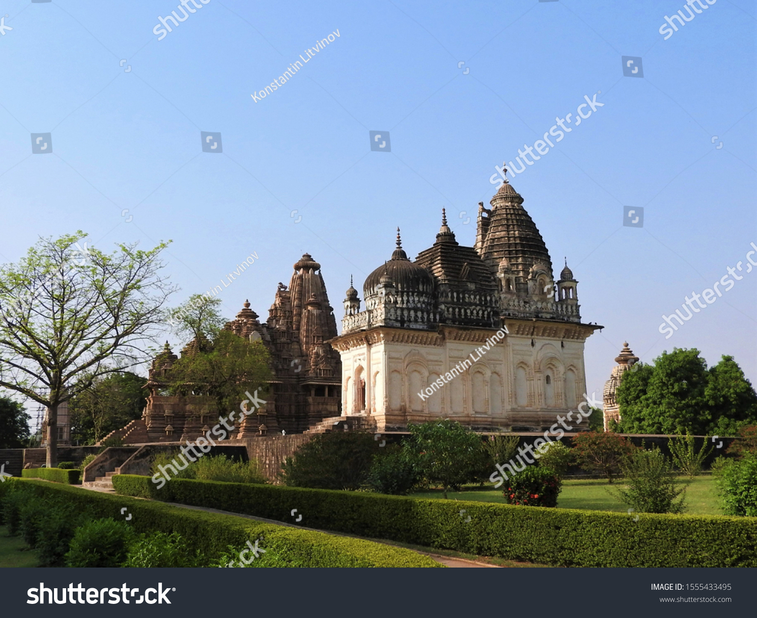 Kandariya Mahadeva Temple Dedicated Lord Shiva Stock Photo 1555433495 ...