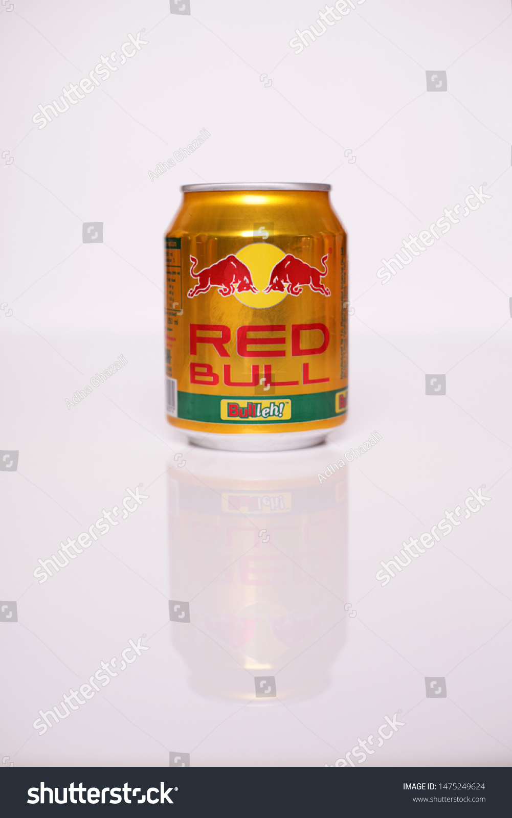 Kangarperlismalaysia10th August 19canned Kratingdaeng Drink Red Signs Symbols Stock Image