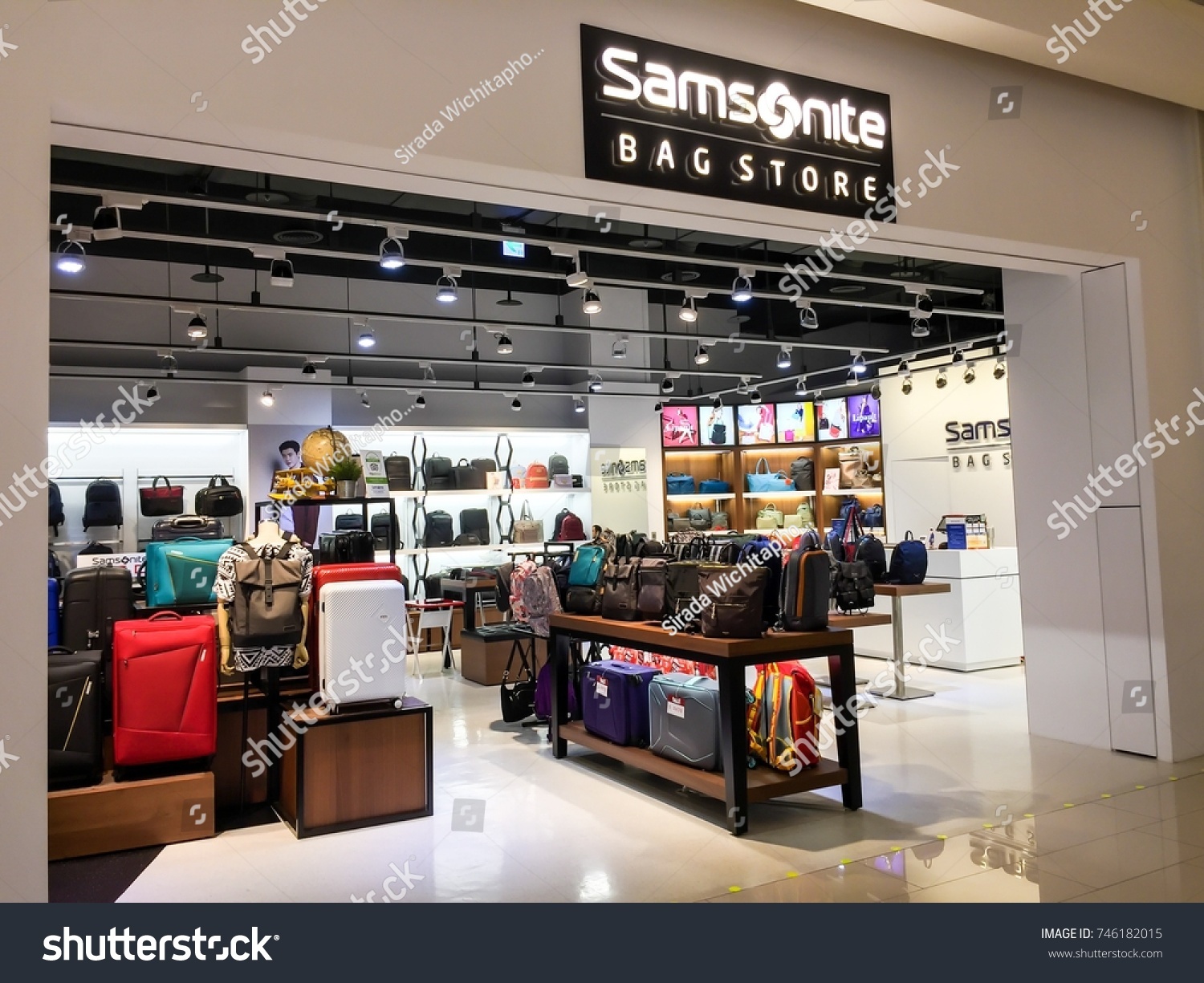 samsonite outlet locations