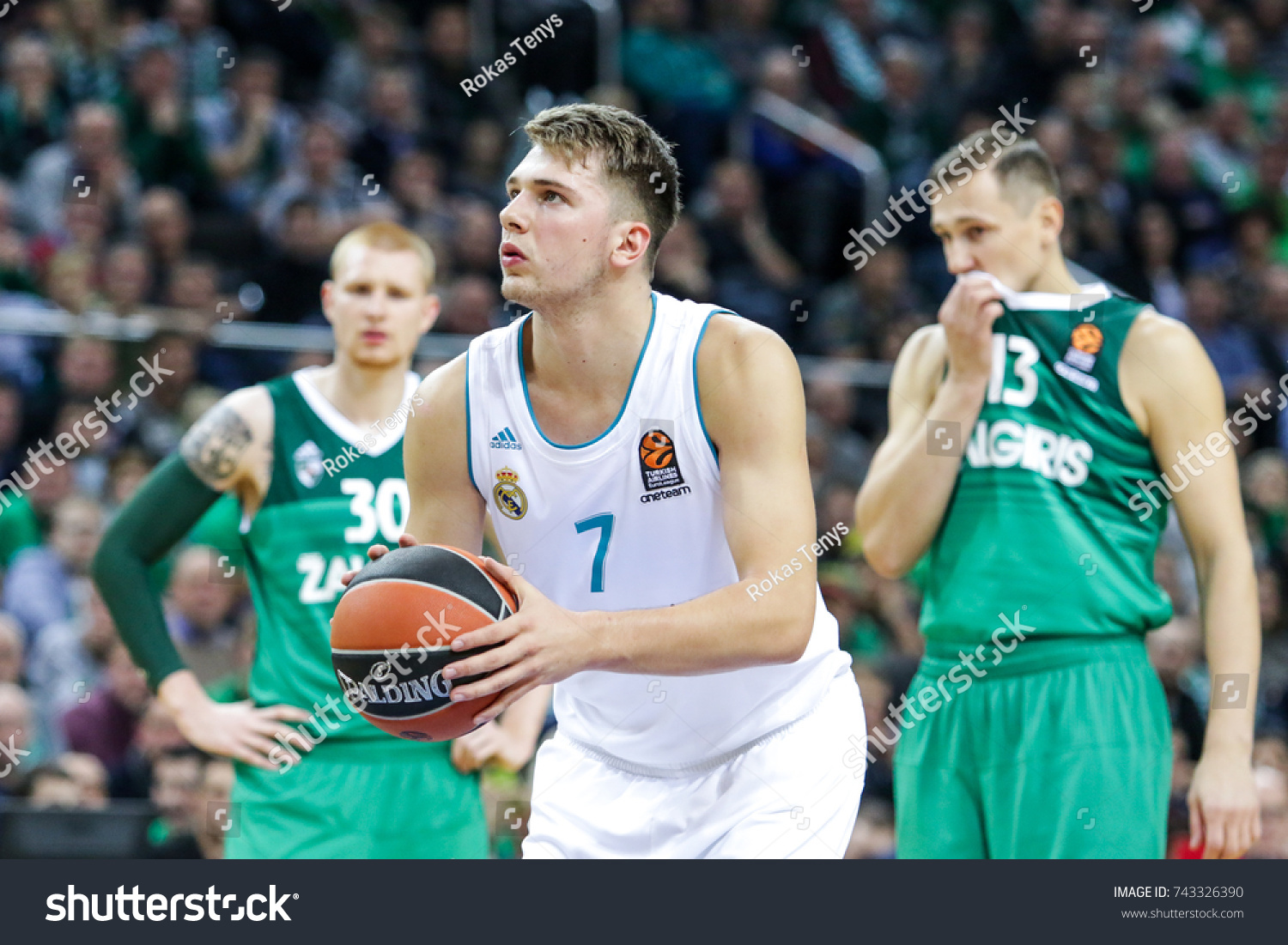 luka doncic gohan shoes for sale