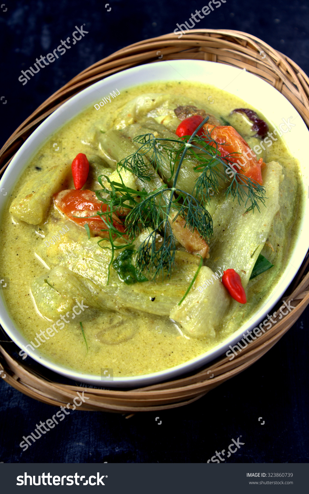 Keladi Lompong Masak Lemak Traditional Malay Stock Photo Edit Now 323860739