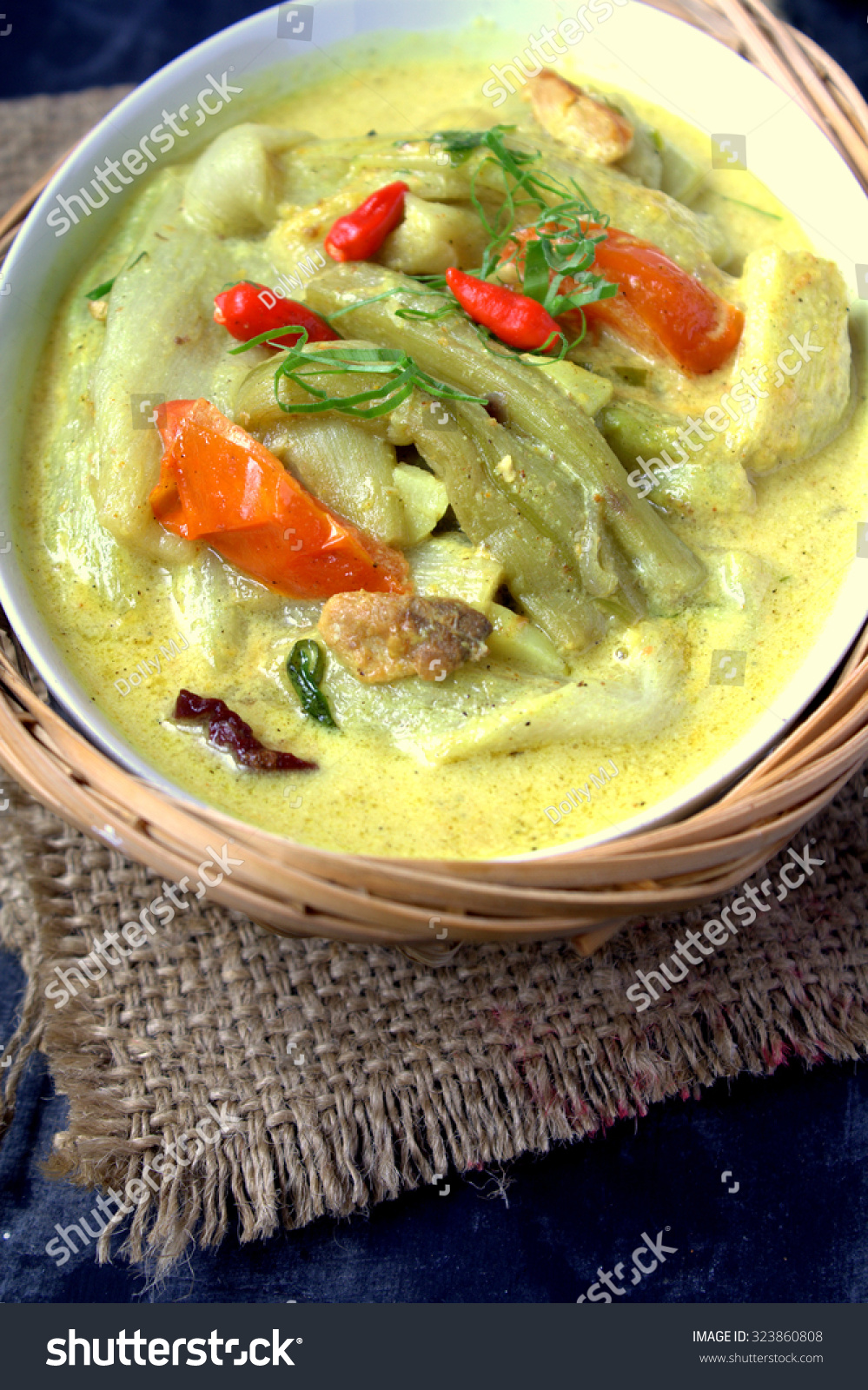 Keladi Lompong Masak Lemak Traditional Malay Stock Photo Edit Now 323860808