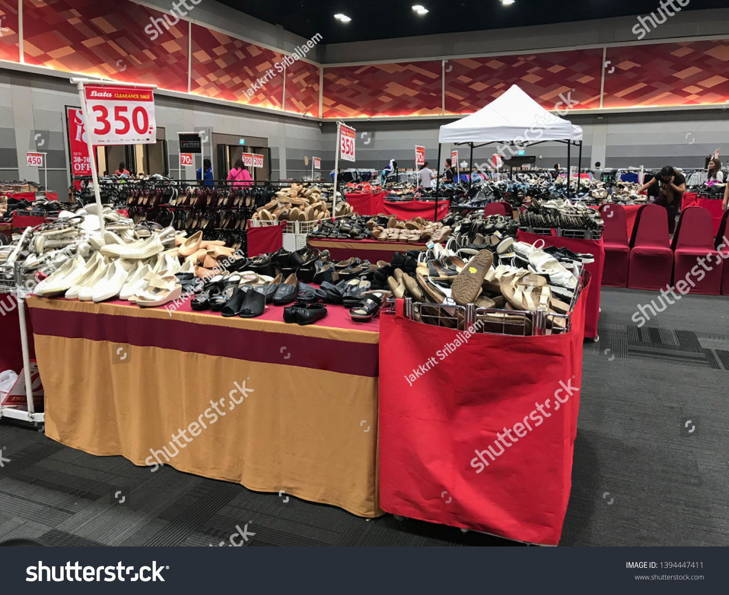 bata clearance outlet
