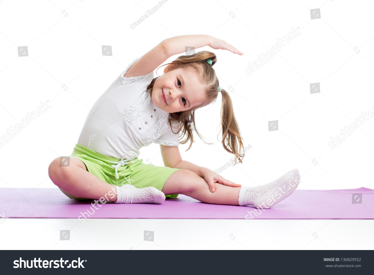 19,036 Kids gymnastics white background Images, Stock Photos & Vectors ...