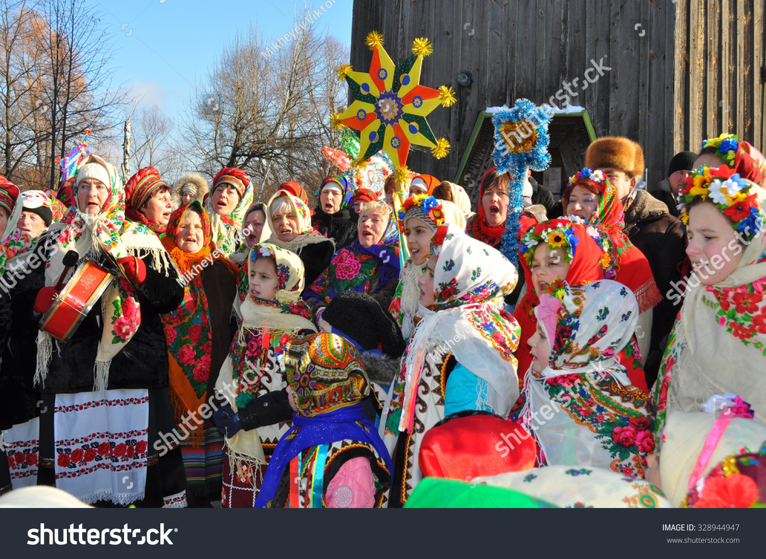Kiev, Ukraine - January 7: Folk Ukrainian Group Celebrating Christmas ...