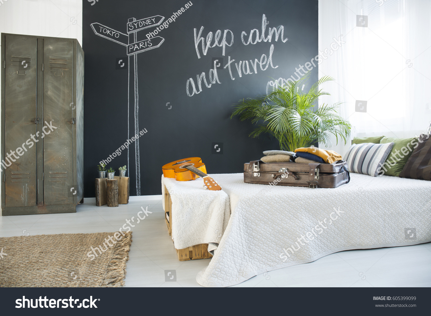 Kingsize Bed Cozy Bedroom Chalkboard Wall Stock Photo Edit Now 605399099