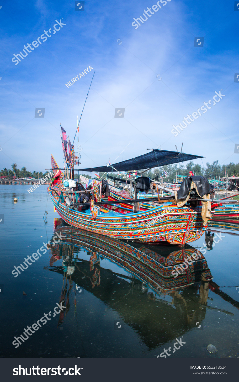 Kolek perahu Getaran