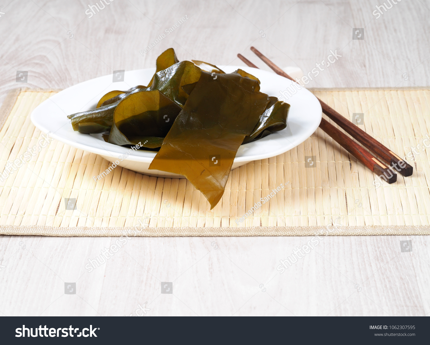 edible seaweed used in japanese cooking