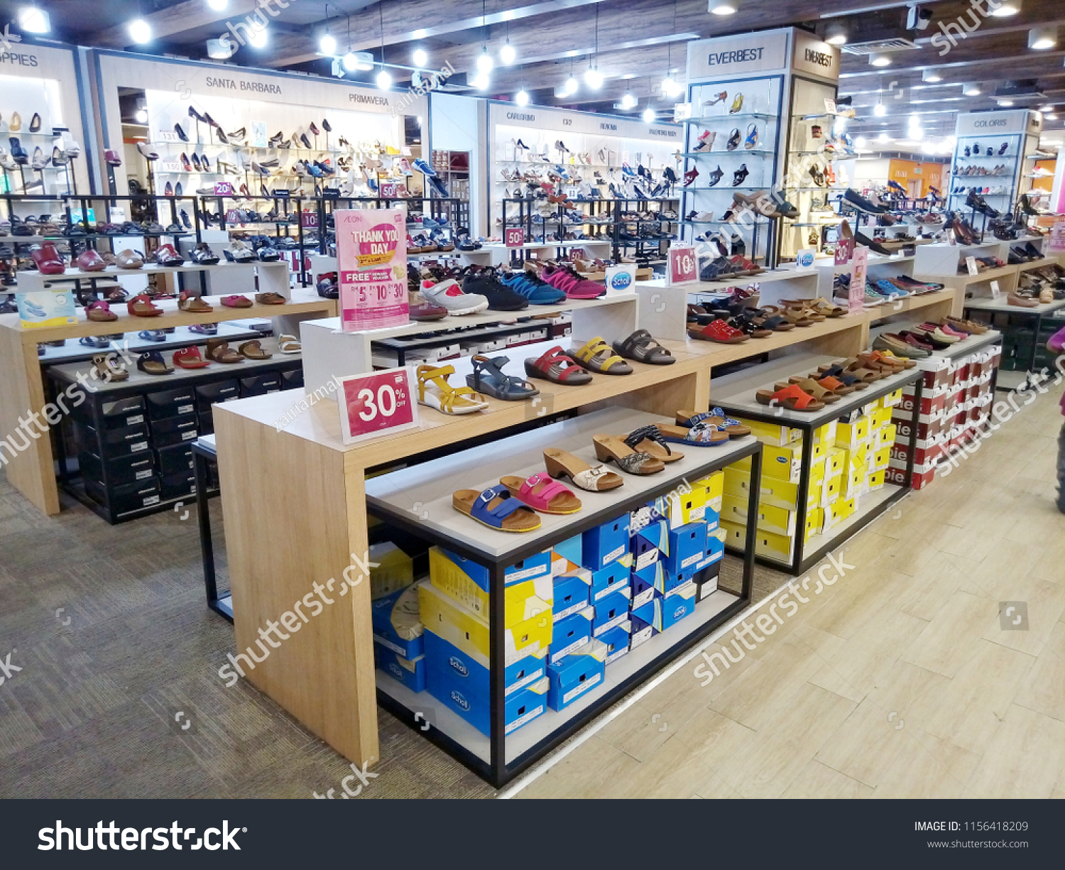 one utama shoes shop