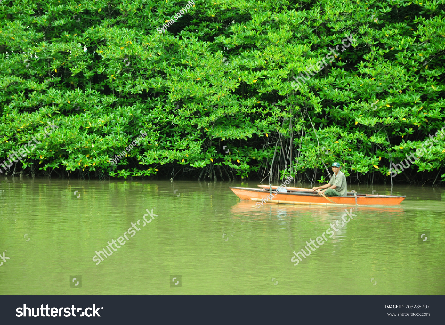 Kota Kinabalu Malaysia December 3 Unidentified Stock Photo 203285707 ...